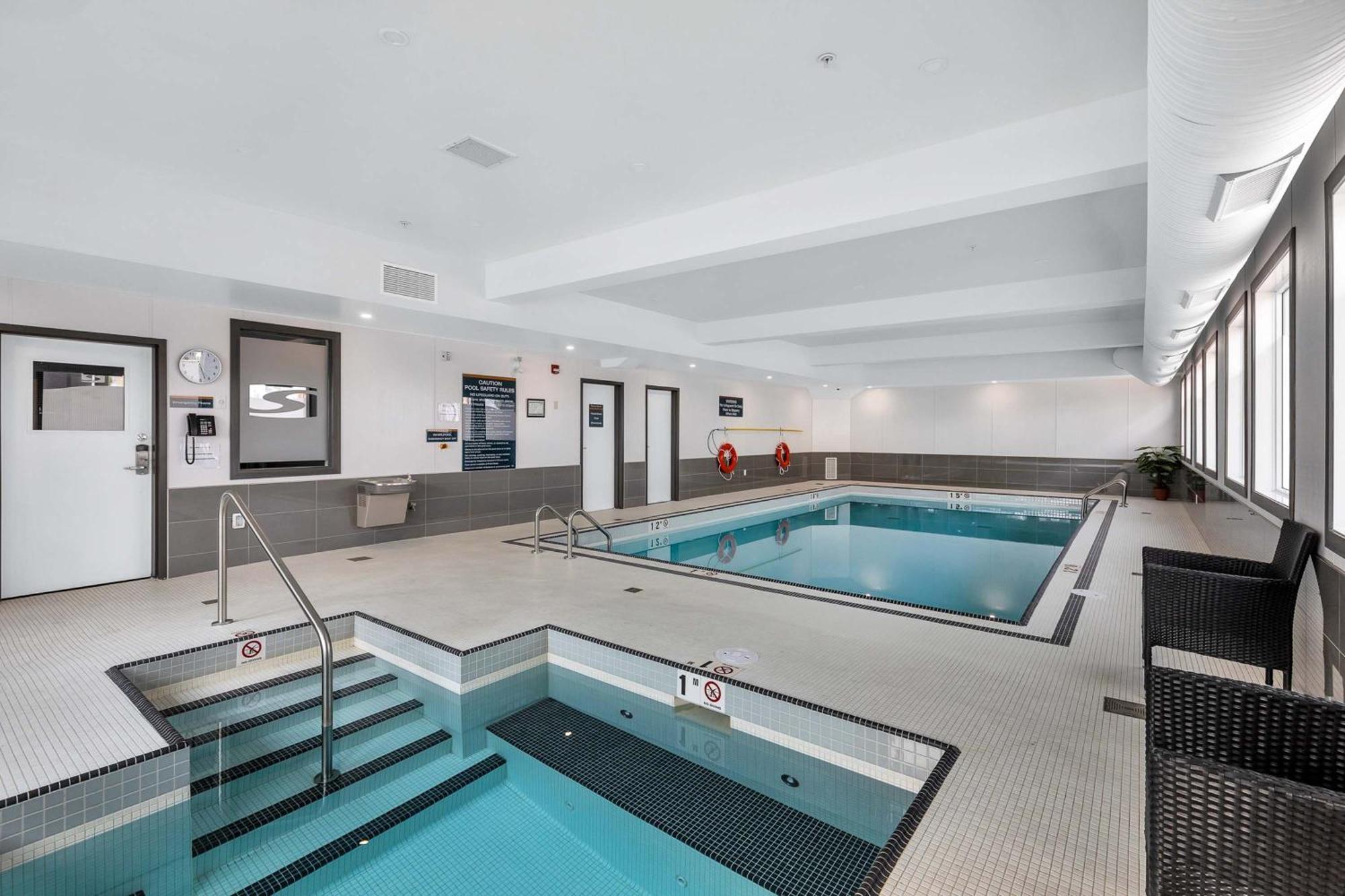 Sandman Hotel Grande Prairie Exteriér fotografie